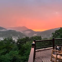 Misty Mtn Hideaway