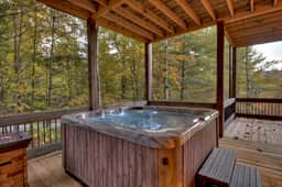 Hunter's Treehouse - Image 3