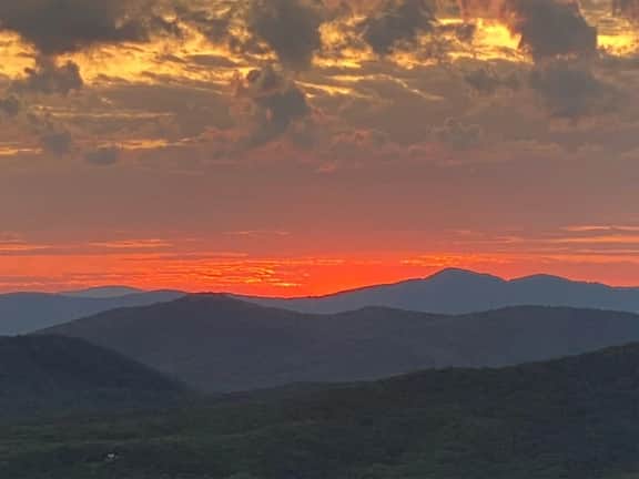 Sunset Pointe - Image 4