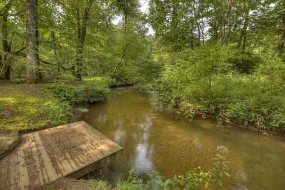 Poplar Creek - Image 1